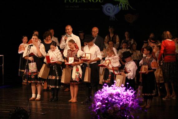 Dievčatá a chlapci, víťazi 50. ročníka Spievaniek pod Poľanou Dievčatá a chlapci, víťazi 50. ročníka Spievaniek pod Poľanou
